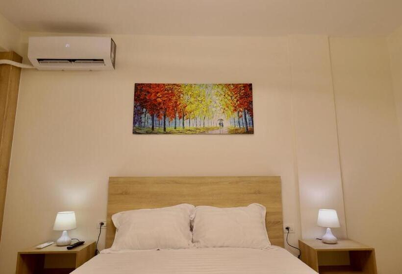 هاستل Old Town Inn