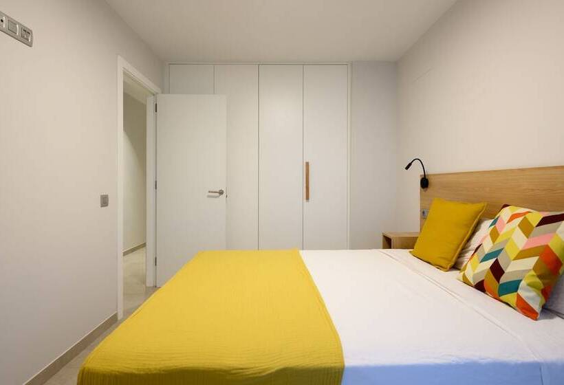 Canteras Urban Beach