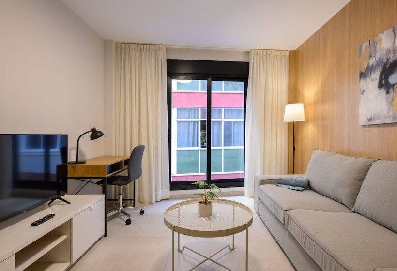 Canteras Urban Beach