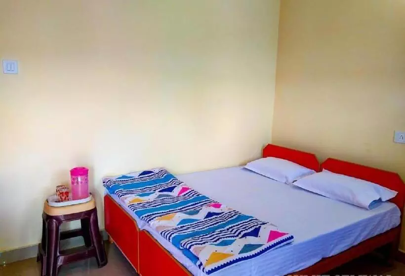 Heera Bed & Breakfast By Stayapart