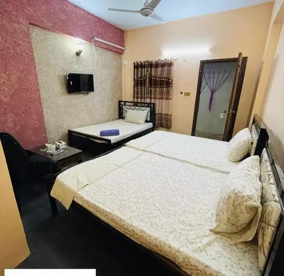 هتل Al Jannat Luxury