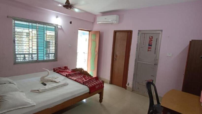 Hotel Goroomgo Chemistrica Digha