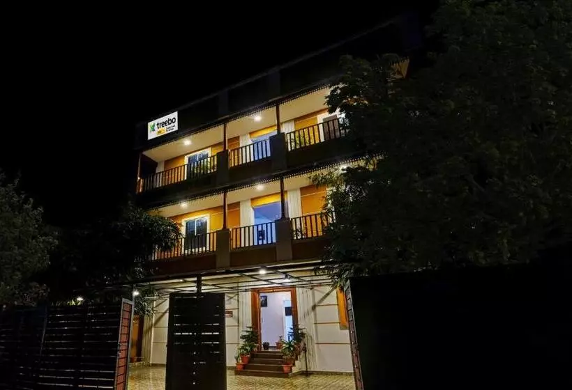 Itsy Hotels Coastal Grand De Heritage