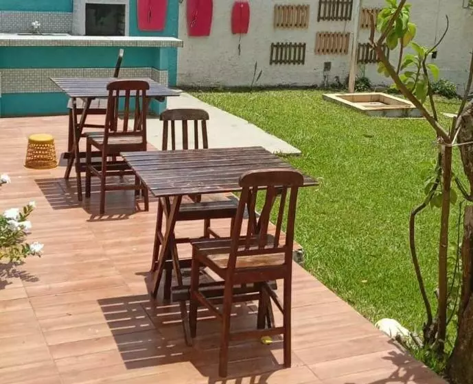 Hotelli Lirios Da Vila Pousada