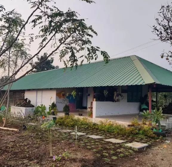 ホテル Osaree Agro And Art Hub