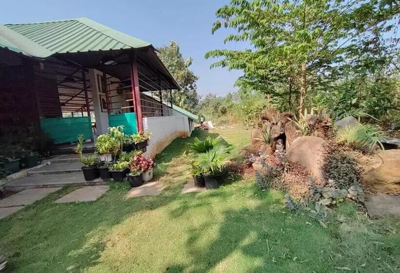 ホテル Osaree Agro And Art Hub