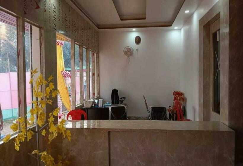 فندق Oyo 70405 K