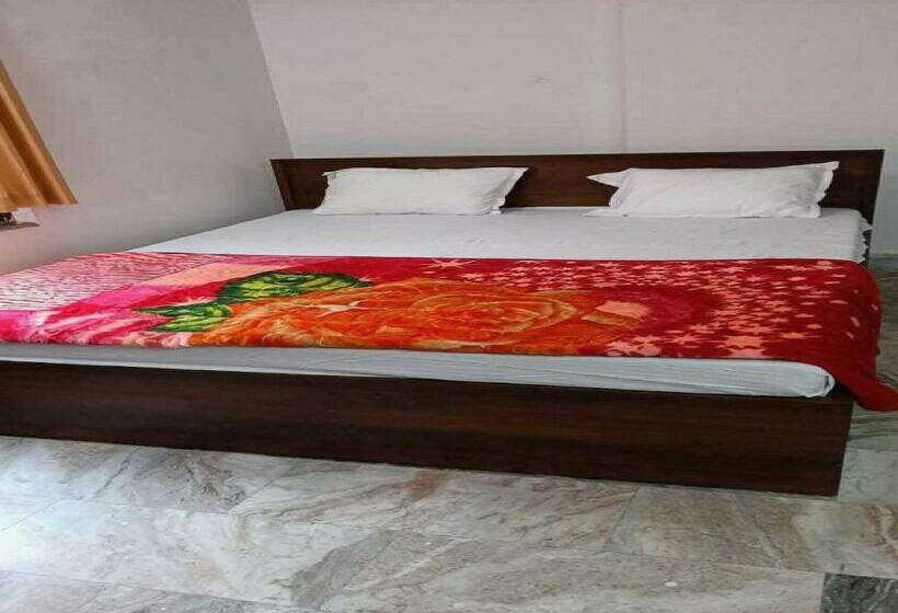 فندق Oyo 70405 K