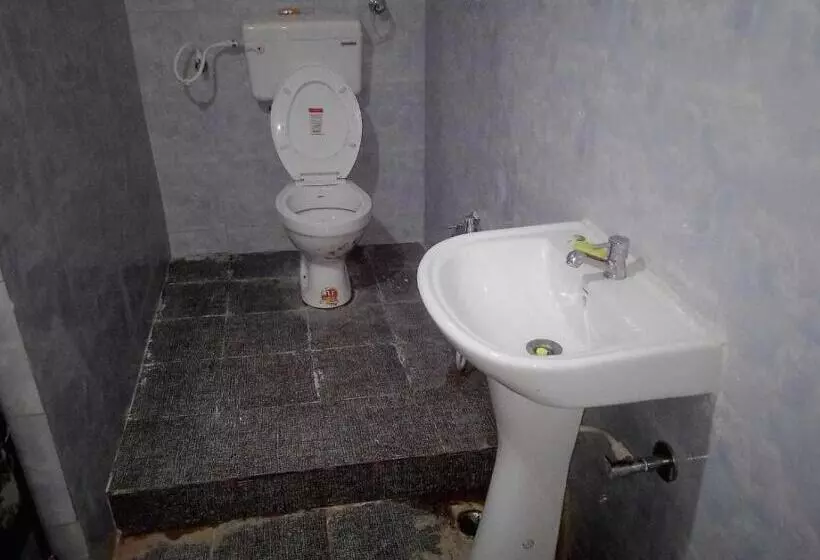 Hotel Oyo 70405 K