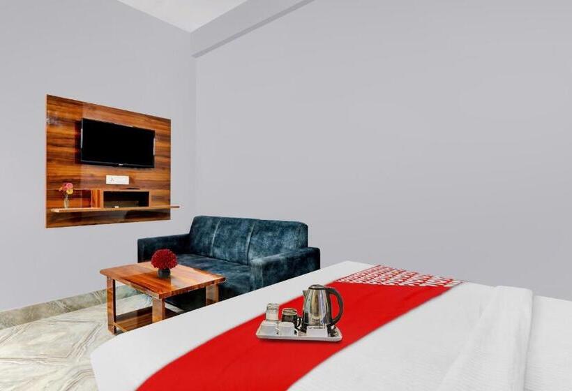 בית מלון כפרי Oyo Flagship 70374  C R K Inn