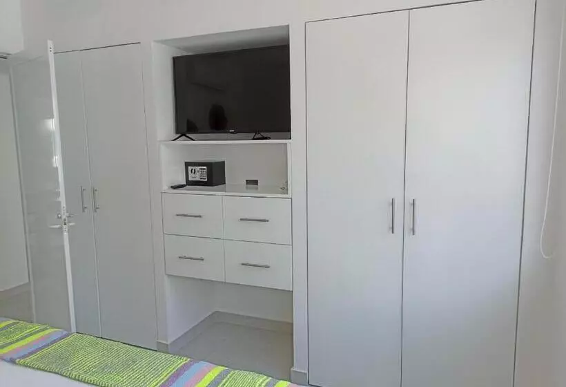 ホテル Papaya Condo Acapulco Diamante  Solo Adultos