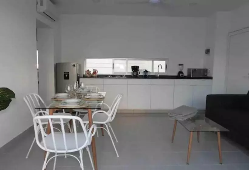 ホテル Papaya Condo Acapulco Diamante  Solo Adultos