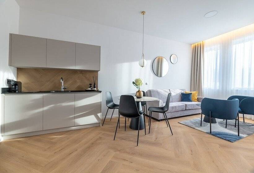 בית מלון כפרי Resort český Les