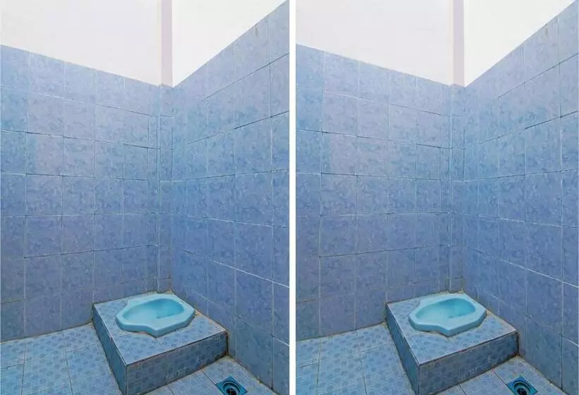 ホテル Spot On 91958 Flamboyan 25 Homestay Syariah