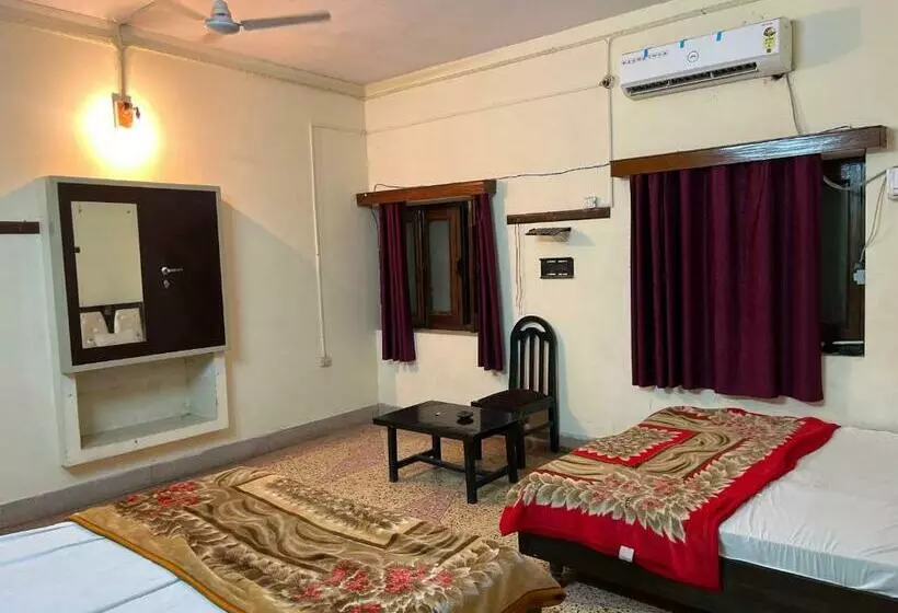 ホテル Spot On Shubh Mangal Resort And Family Rooms