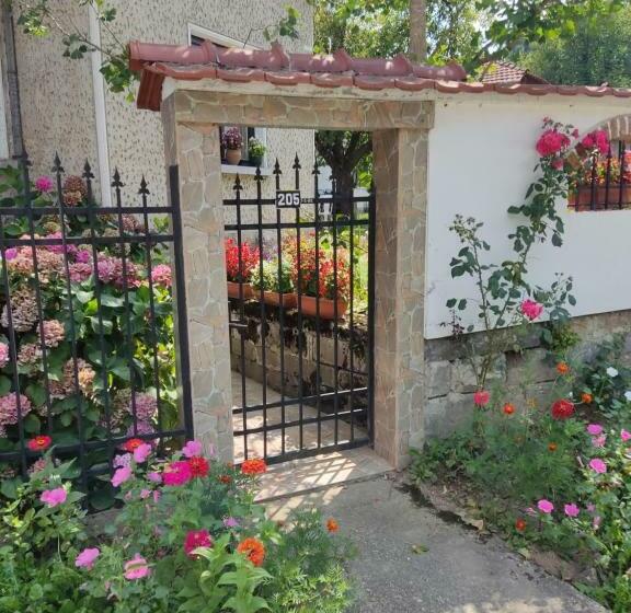 بنسيون къща за гости хайк