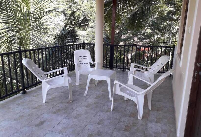 Pension (Hôtel basse catégorie) Blue Point Rest