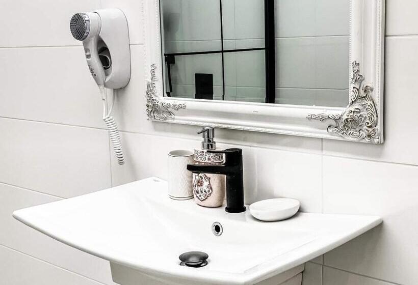 פנסיון Diamond Villas