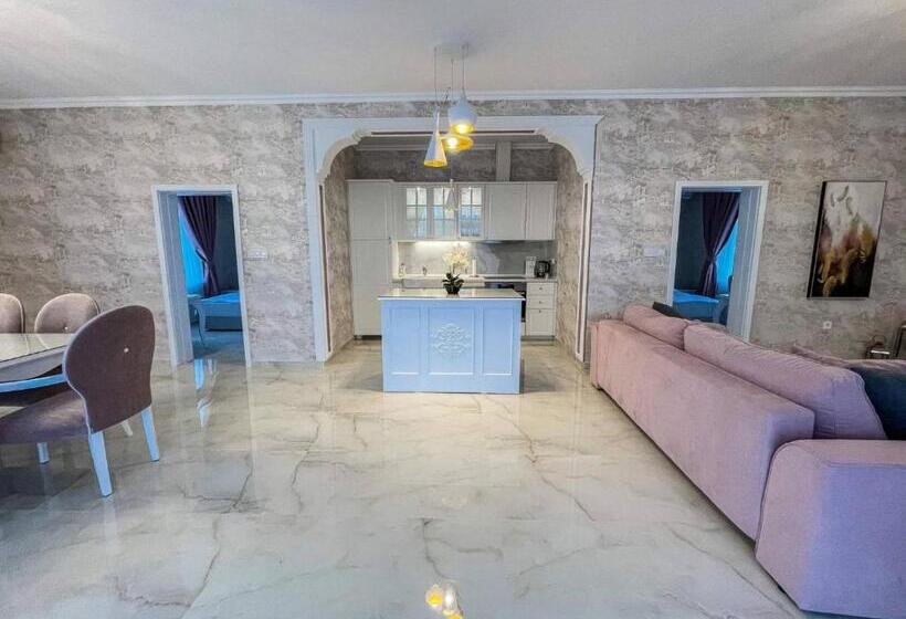 פנסיון Diamond Villas