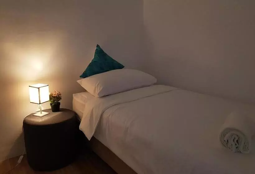 Majatalo Stellka Cheerful 2br Townhouse Near The Beach And City