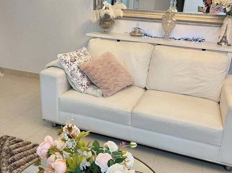 بنسيون Sunny Rooms Mascot