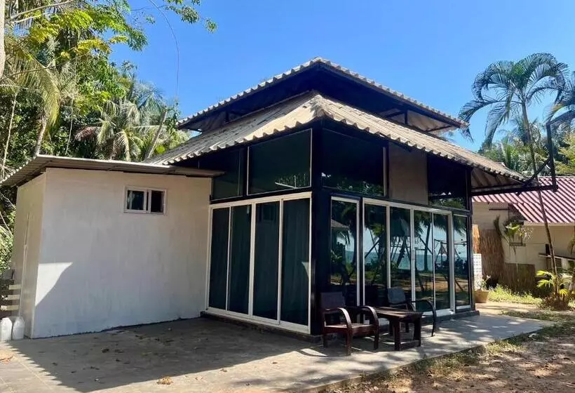 Lomakeskus Kohmak Homehug&beachclub