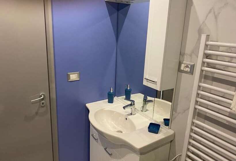 تختخواب و صبحانه Tra L Etna E Il Mare Via Oberdan