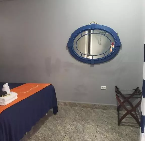 Beach Club Budget Rooms At Popeyes Caye Caulker