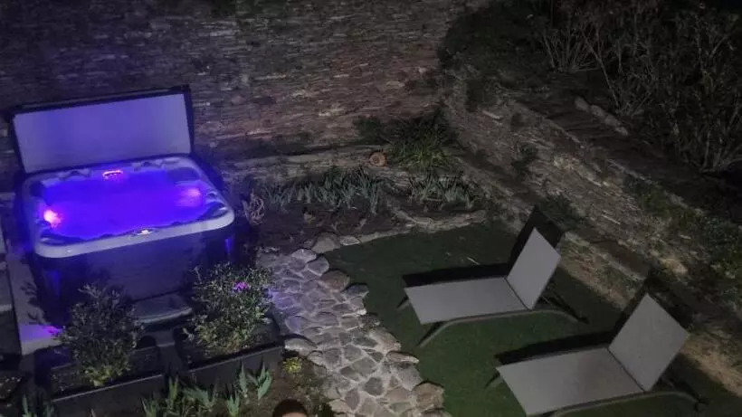 ベッドアンドブレックファースト Domaine Colonna Santini ,chambre D Hôtes Piscine, Sauna, Spa