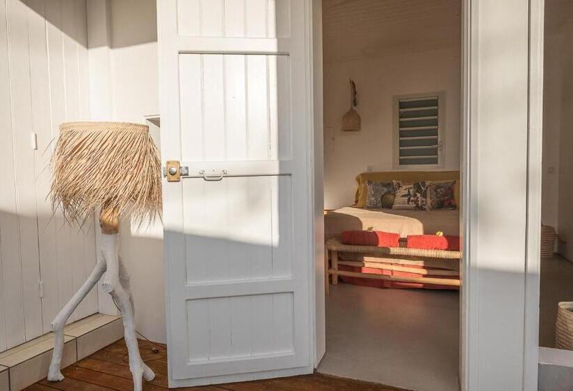 تختخواب و صبحانه La Kazaka Terre Sainte