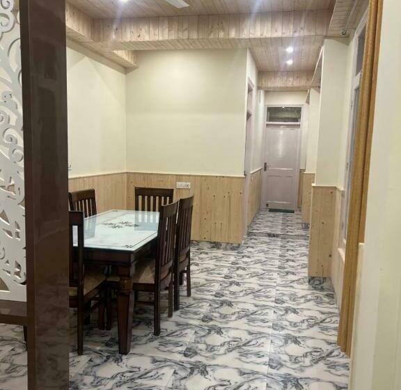 Bed and Breakfast Samarth