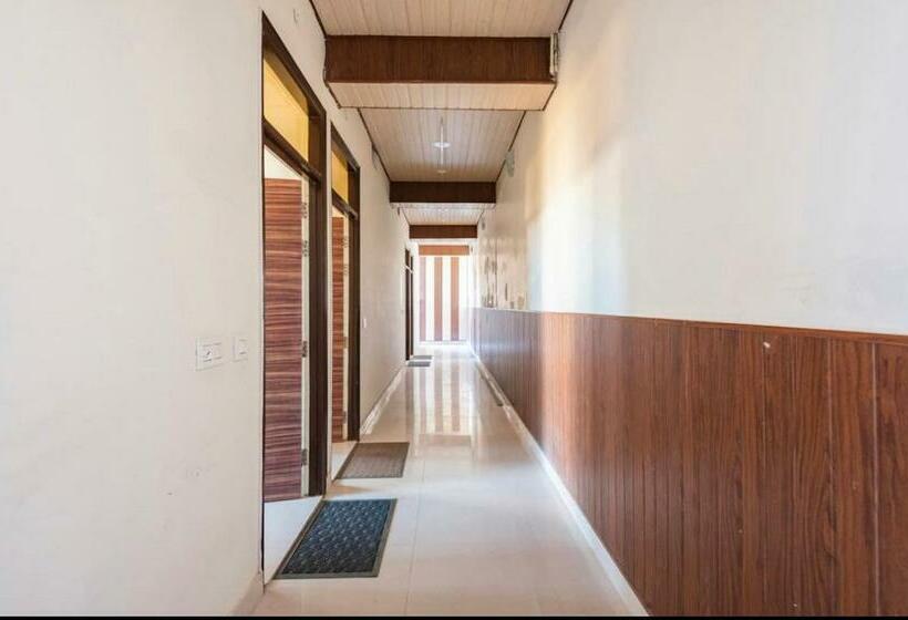 Bed and Breakfast Samarth