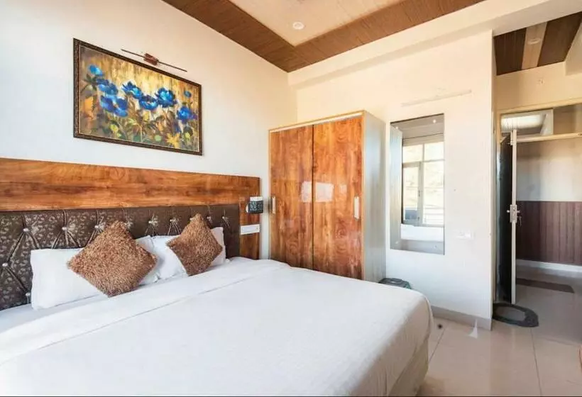 Bed & Breakfast Samarth