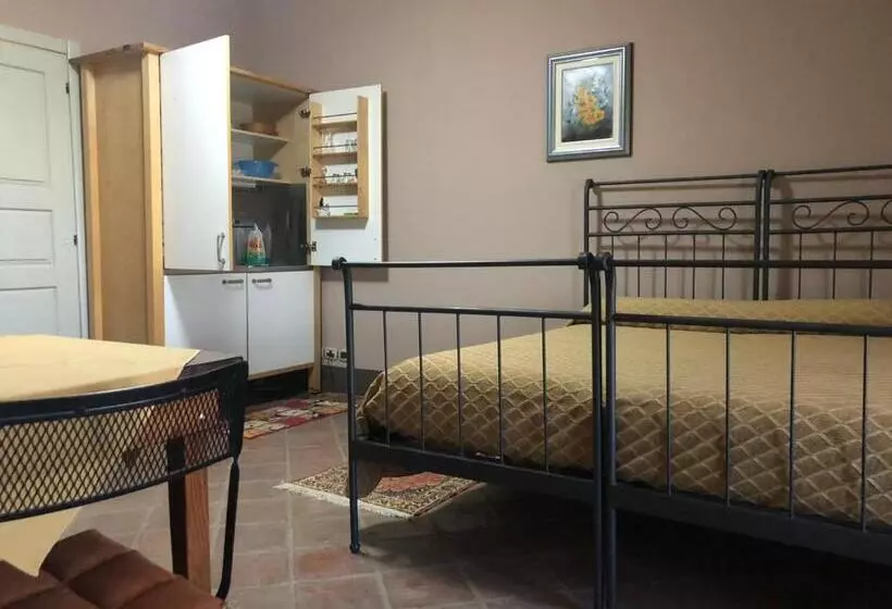 Hotelli Agriturismo La Longa