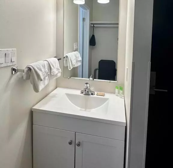 Hotelli Anavada Inn & Suites   Grande Prairie