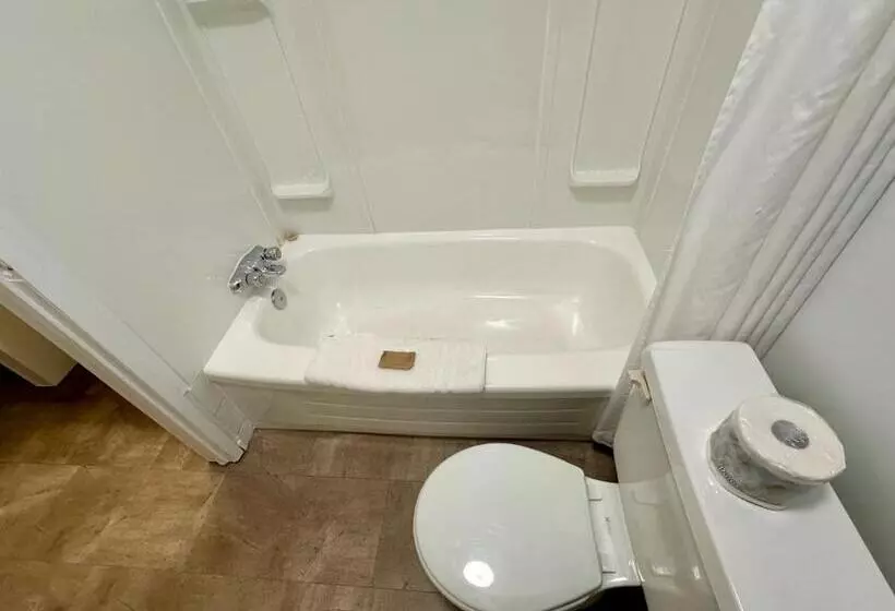 Hotelli Anavada Inn & Suites   Grande Prairie