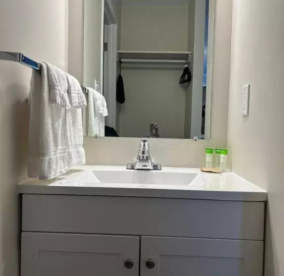 Hotelli Anavada Inn & Suites   Grande Prairie