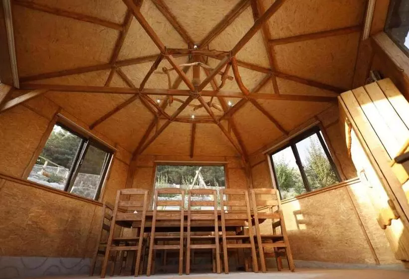 هتل Angine Resort