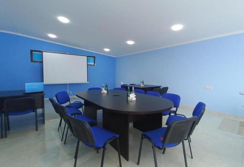 酒店 Angine Resort