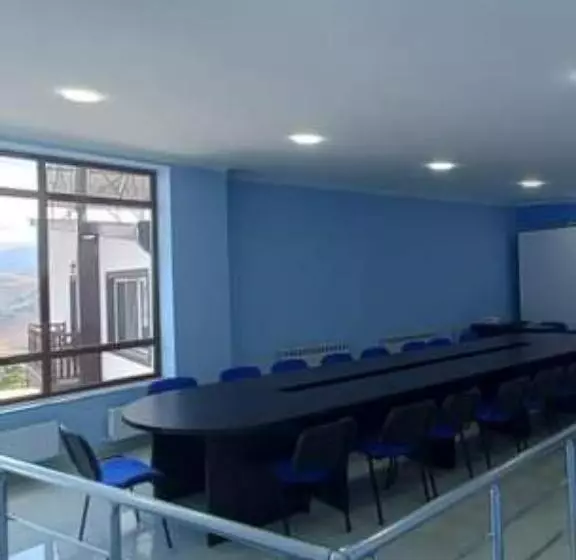 هتل Angine Resort