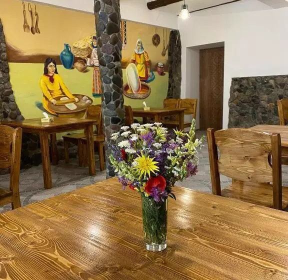 هتل Angine Resort