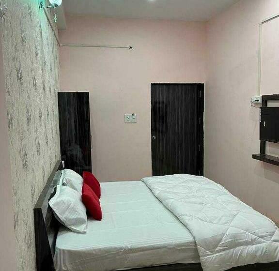 호텔 Capital O 89011 The Awadh Residency