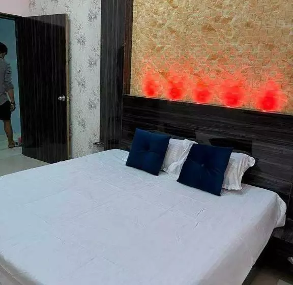 Hotelli Capital O 89011 The Awadh Residency