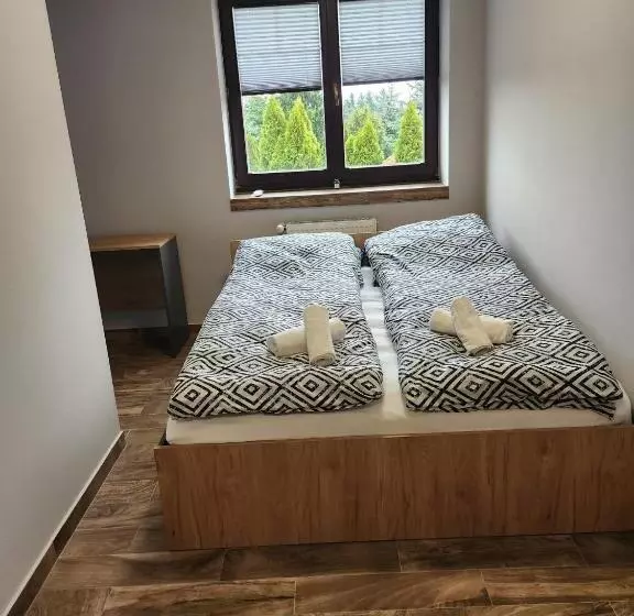 ホテル Restauracja Biały Kruk