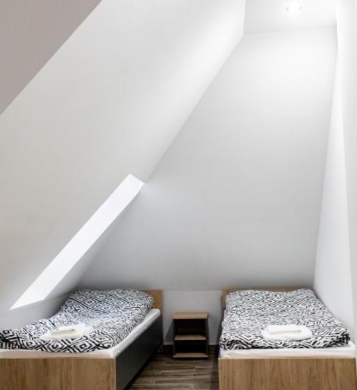 فندق Restauracja Biały Kruk