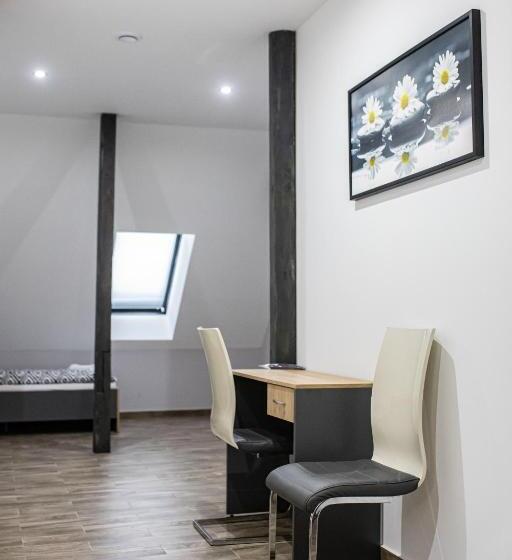 فندق Restauracja Biały Kruk