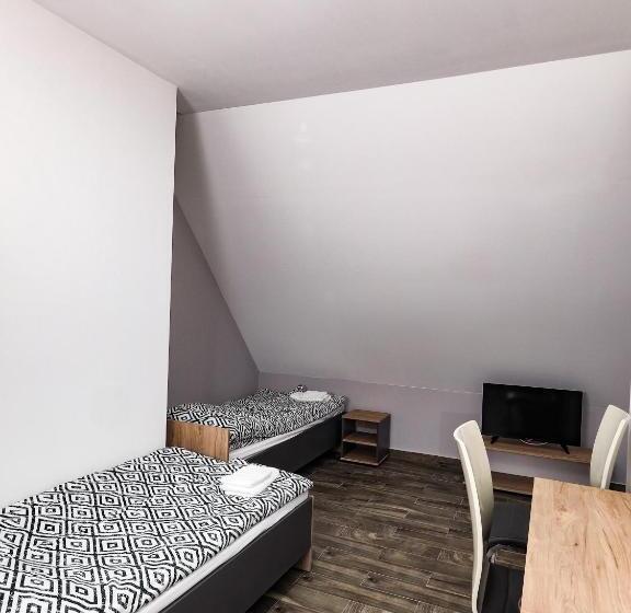 فندق Restauracja Biały Kruk