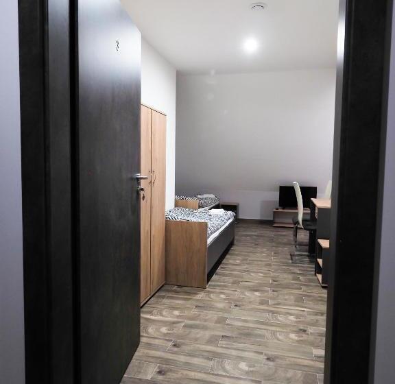 فندق Restauracja Biały Kruk