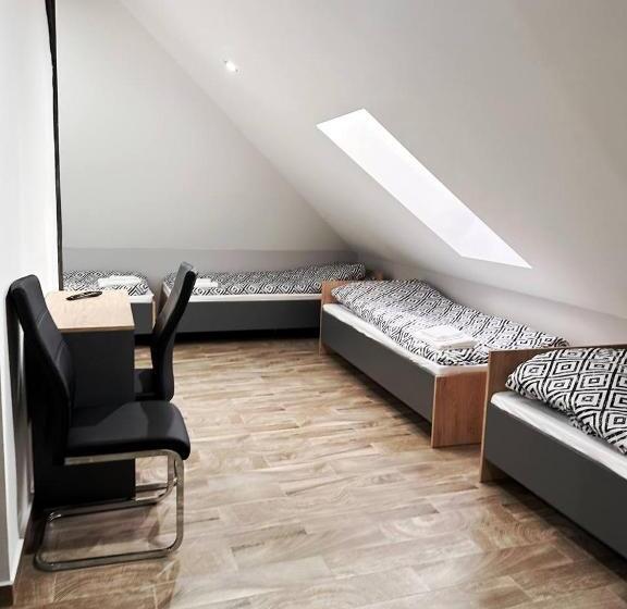 فندق Restauracja Biały Kruk