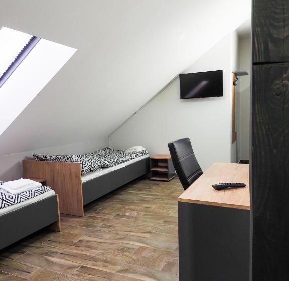 فندق Restauracja Biały Kruk